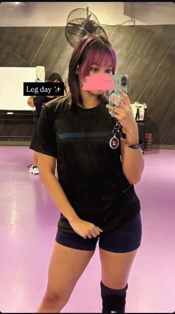 Full leaked Mercyuyu page private onlyfans photo