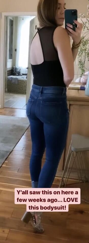 Full leaked Mere carriker private onlyfans photo