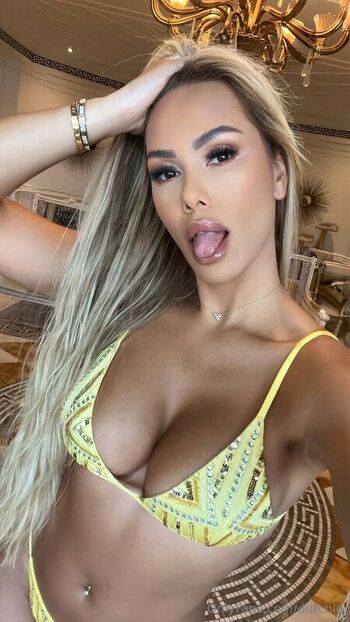 Full leaked Merelblaze private onlyfans photo