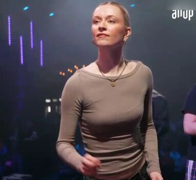 Full leaked Merleperle private onlyfans photo