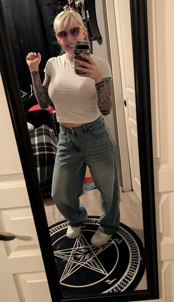 Full leaked Metal kat private onlyfans photo