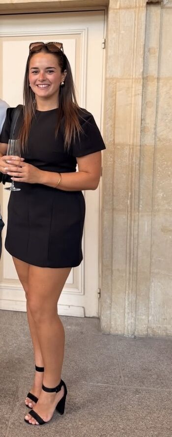 Full leaked Meuf en talons page private onlyfans photo