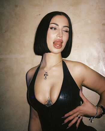 Full leaked Mez afram private onlyfans photo