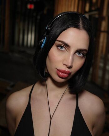 Full leaked Mez afram private onlyfans photo