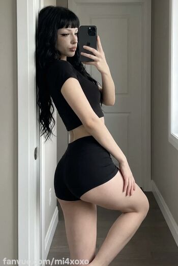 Full leaked Mixx private onlyfans photo