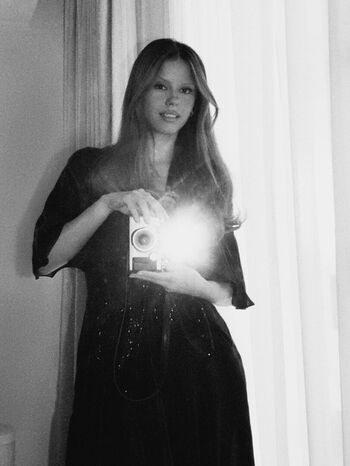 Full leaked Mia goth private onlyfans photo