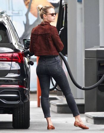 Full leaked Mia goth private onlyfans photo