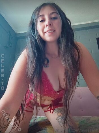 Full leaked Mia jenkins private onlyfans photo