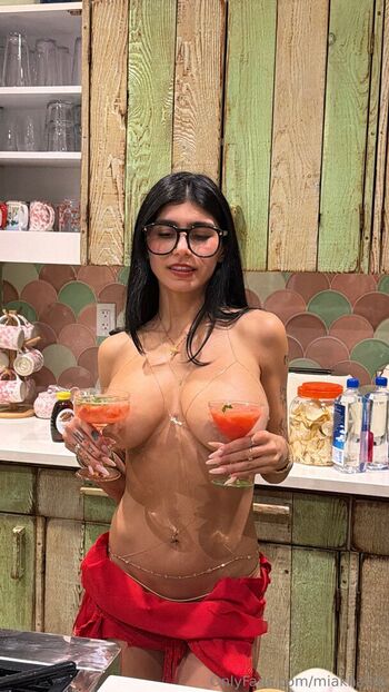 Full leaked Mia khalifa  page private onlyfans photo