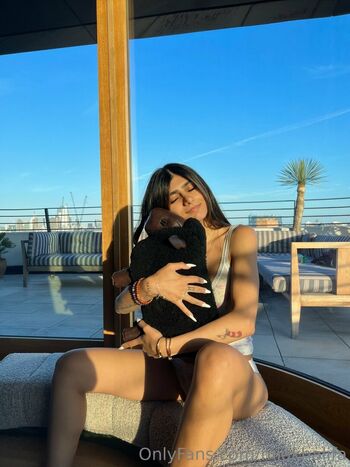Full leaked Mia khalifa page private onlyfans photo