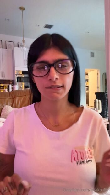 Full leaked Mia khalifa page private onlyfans photo
