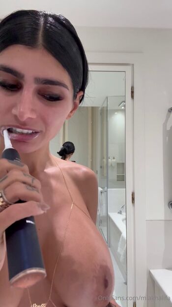 Full leaked Mia khalifa  page private onlyfans photo
