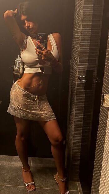 Full leaked Mia khalifa page private onlyfans photo