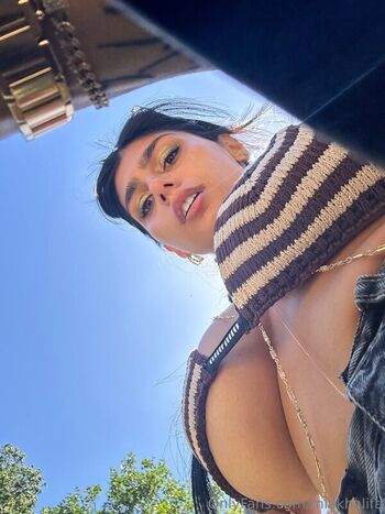 Full leaked Mia khalifa private onlyfans photo