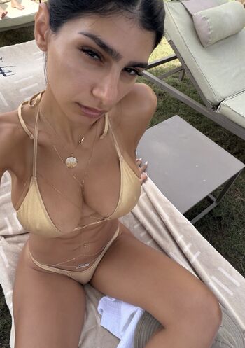 Full leaked Mia khalifa private onlyfans photo