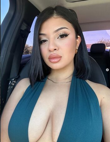 Full leaked Mia krystal private onlyfans photo