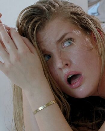 Full leaked Mia melano private onlyfans photo