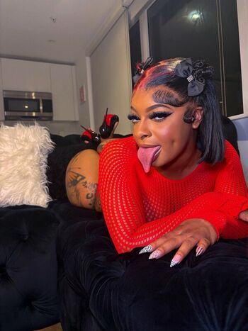 Full leaked Mia mercy private onlyfans photo