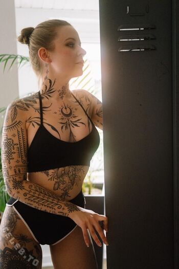 Full leaked Mia plaisir page private onlyfans photo