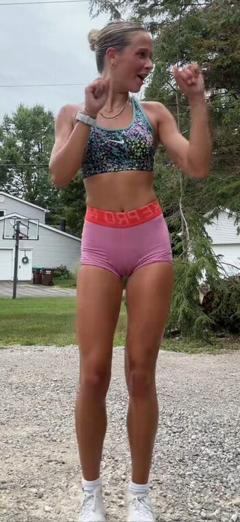 Full leaked Mia rogan private onlyfans photo