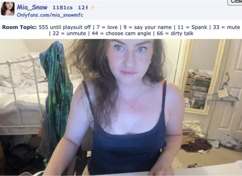 Mia Snow