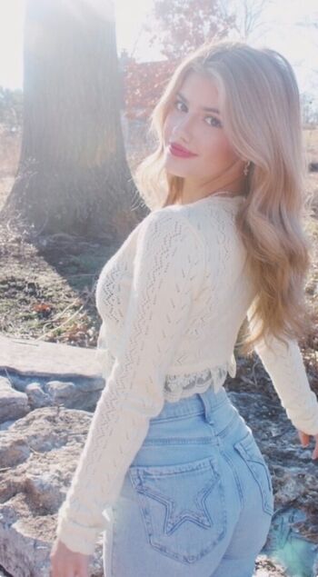 Full leaked Mia volpi private onlyfans photo