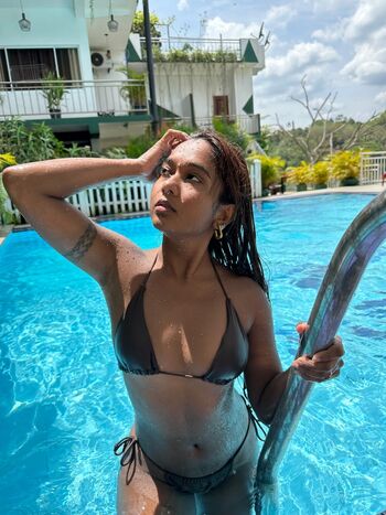 Full leaked Mia z private onlyfans photo