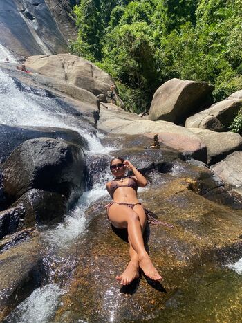 Full leaked Mia z private onlyfans photo