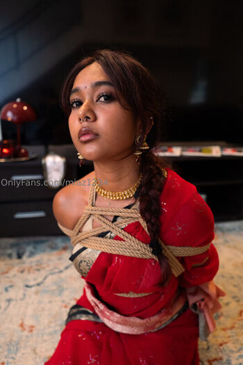 Mia Z