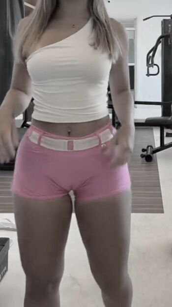 Full leaked Miaa samia private onlyfans photo