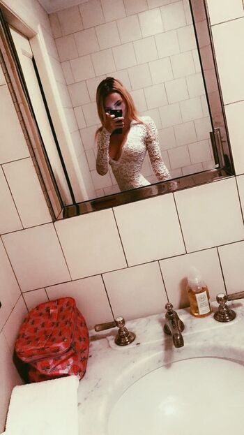 Full leaked Miaalesia private onlyfans photo