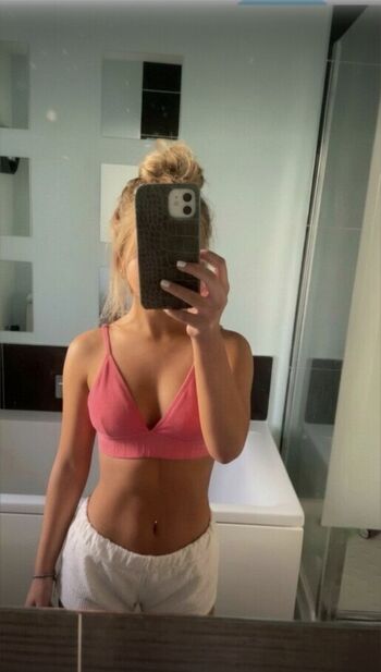 Full leaked Miajustturned private onlyfans photo