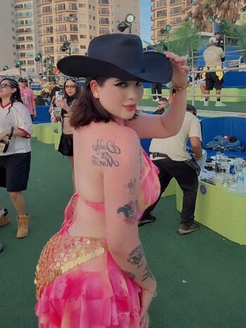 Full leaked Miamorlozano page private onlyfans photo