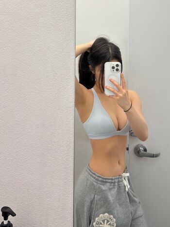 Full leaked Miaohuchi private onlyfans photo