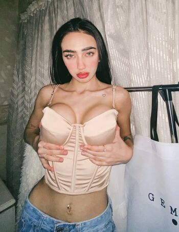 Mica Vazquez