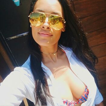 Full leaked Micaela reis page private onlyfans photo
