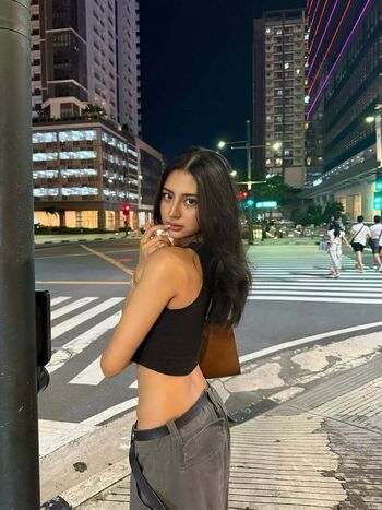 Full leaked Micaellamnn page private onlyfans photo