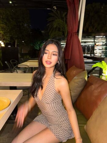 Full leaked Micaellamnn private onlyfans photo