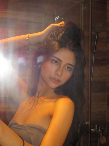 Full leaked Micaellamnn private onlyfans photo