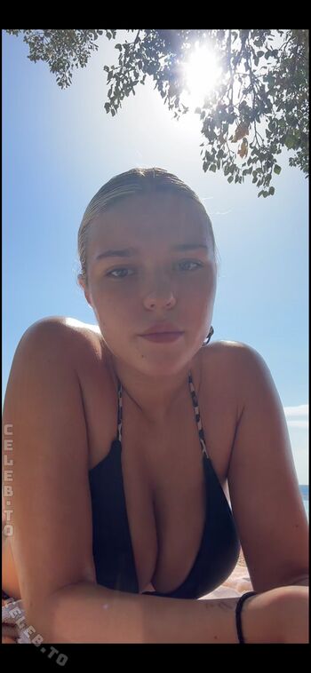 Full leaked Michakgu private onlyfans photo
