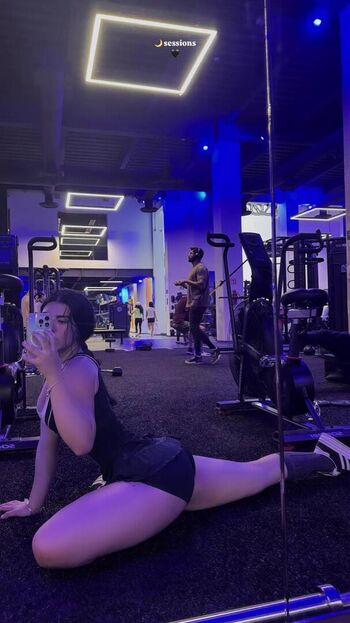 Full leaked Michcid private onlyfans photo