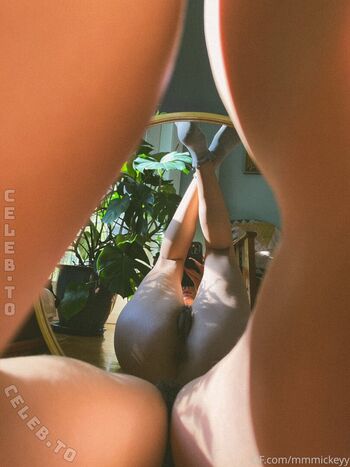 Full leaked Mickey page private onlyfans photo