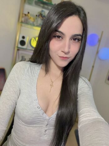 Full leaked Midna private onlyfans photo