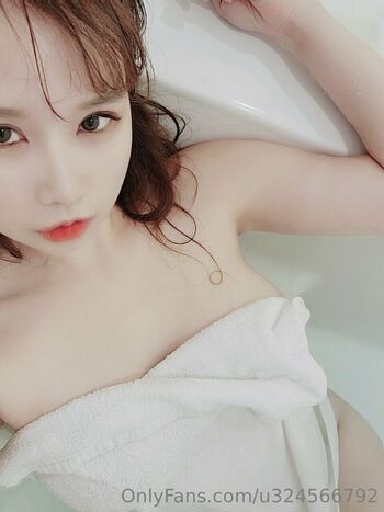 Full leaked Mikachoh private onlyfans photo