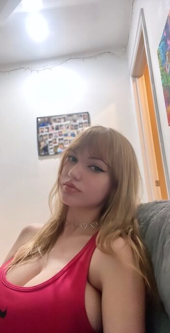 Full leaked Mikahhlynn private onlyfans photo