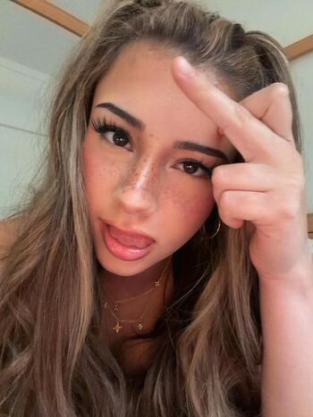 Mikayla Campinos