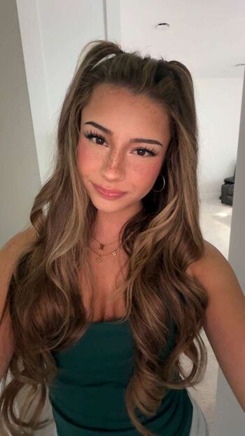 Mikayla Campinos
