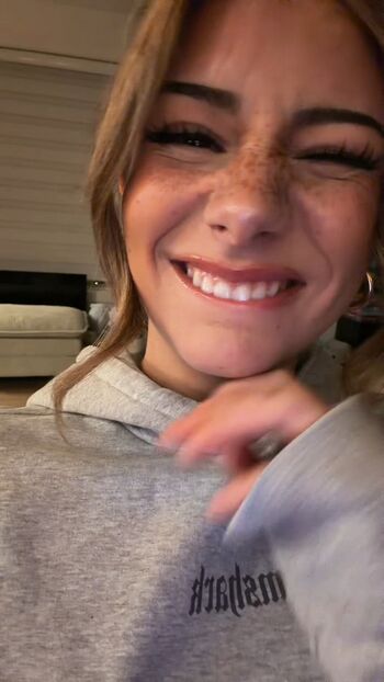Mikayla Campinos