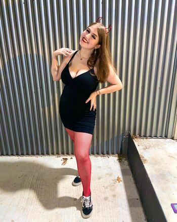 Full leaked Mikayla s private onlyfans photo