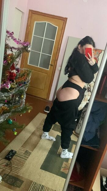 Full leaked Miki mikop private onlyfans photo